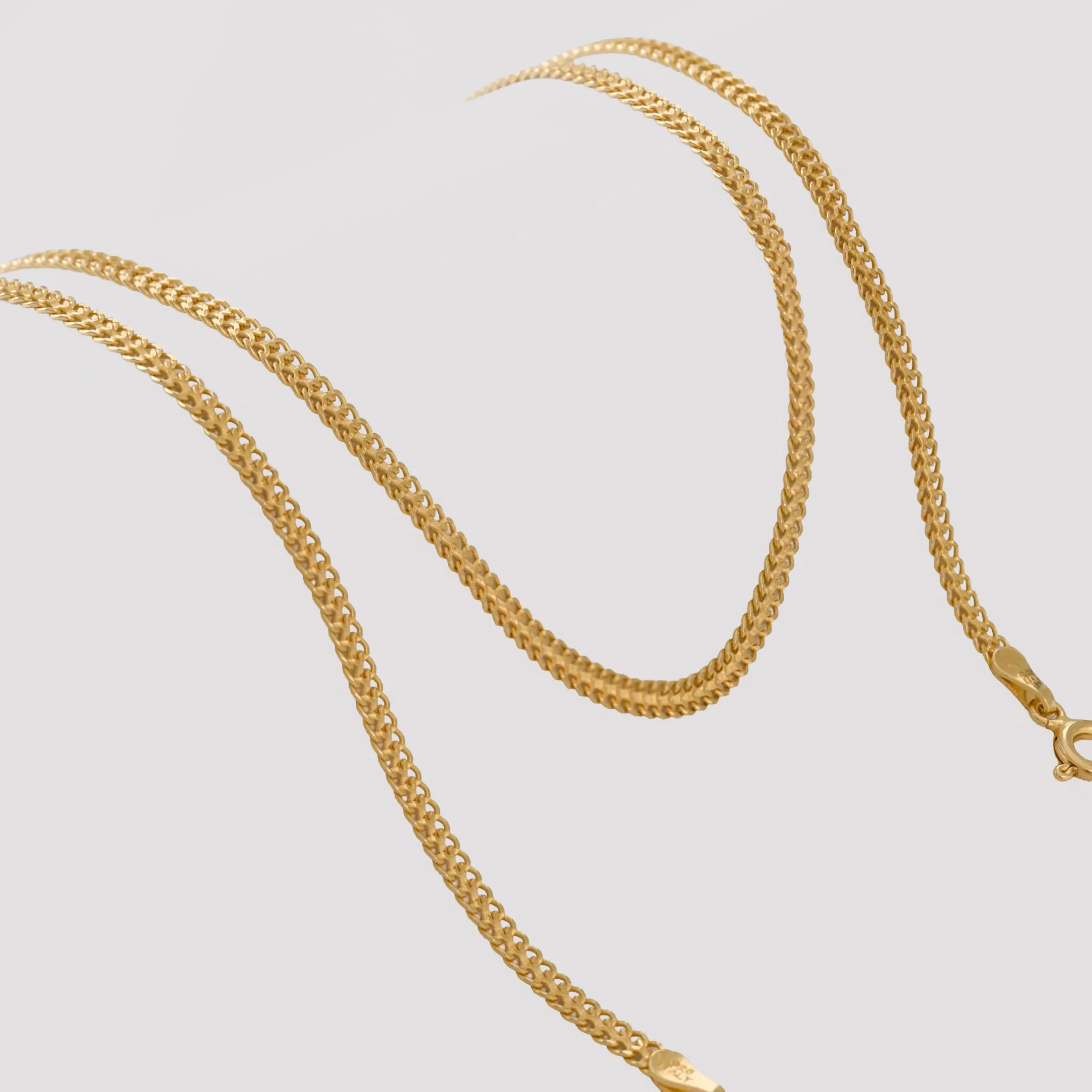 Cadena Arrow IT 2.6 mm 45 cm - cadena en oro laminado 18k