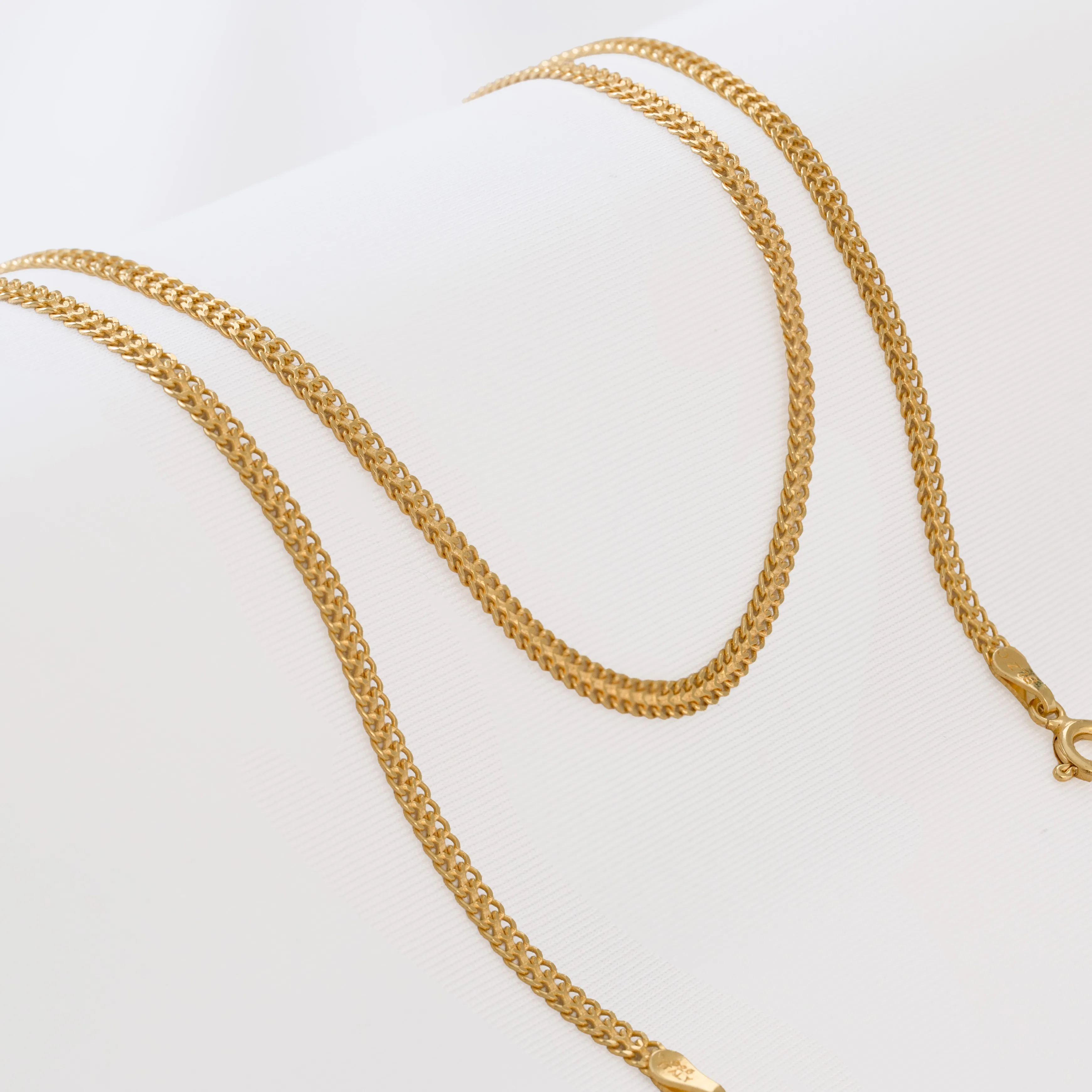 Cadena Arrow IT 2.6 mm 65 cm - cadena en oro laminado 18k