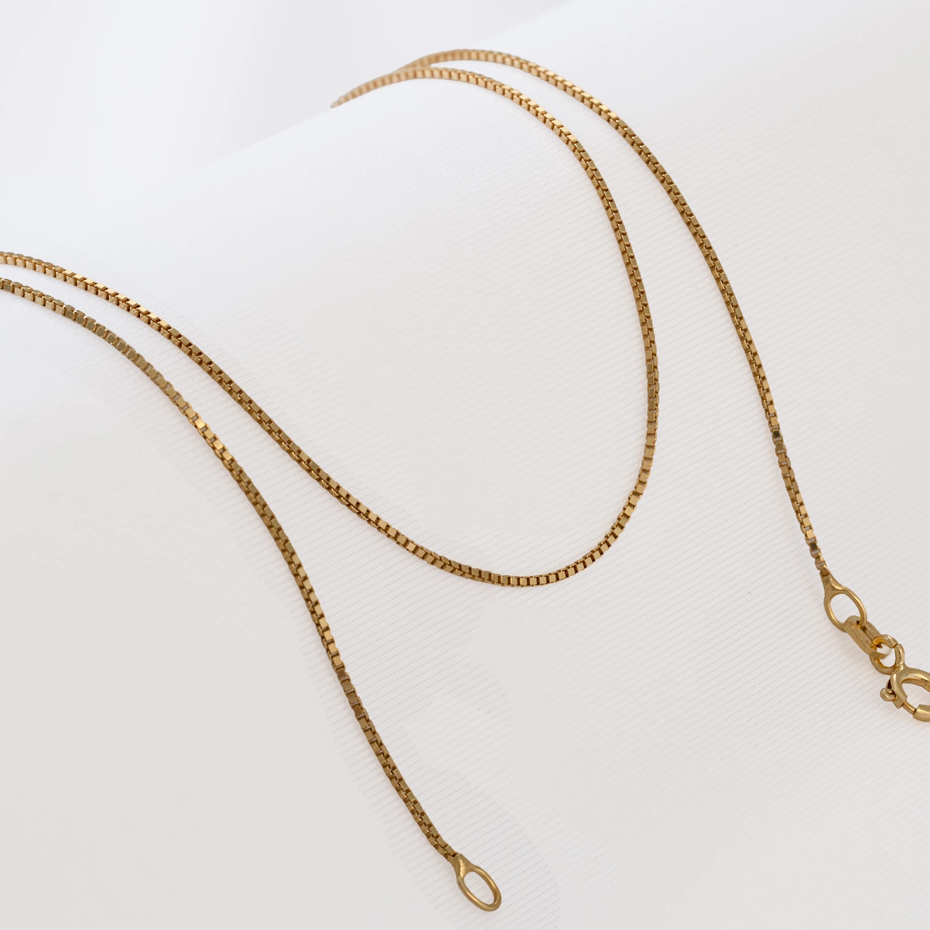 Cadena Veneciana IT 0.7 mm 45 cm - cadena en oro laminado 18k