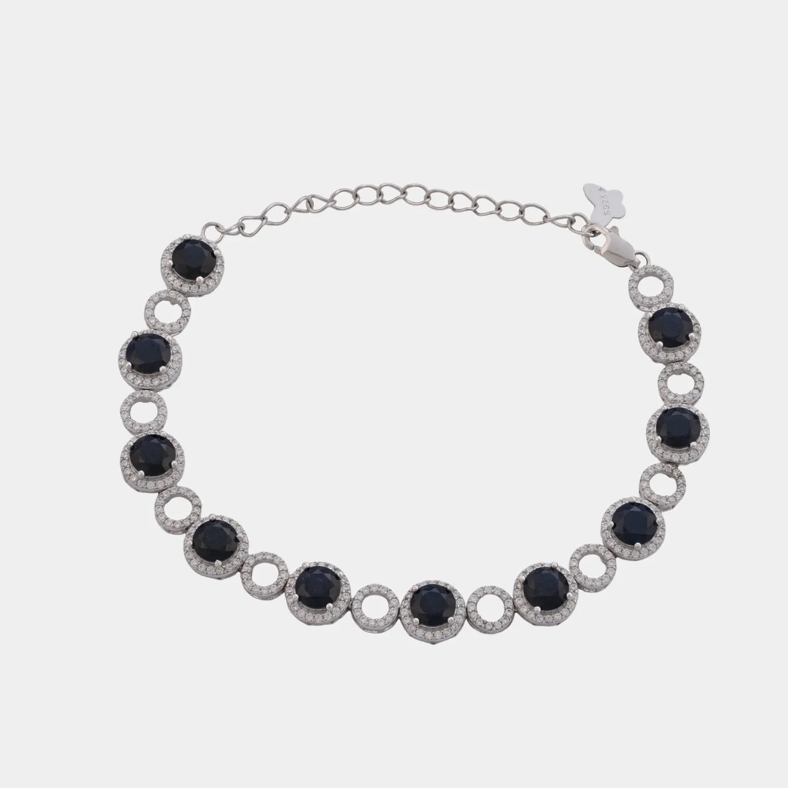 Pulsera Halo Piedras Negras, piedras negras con halo de circonias y aros de circonias